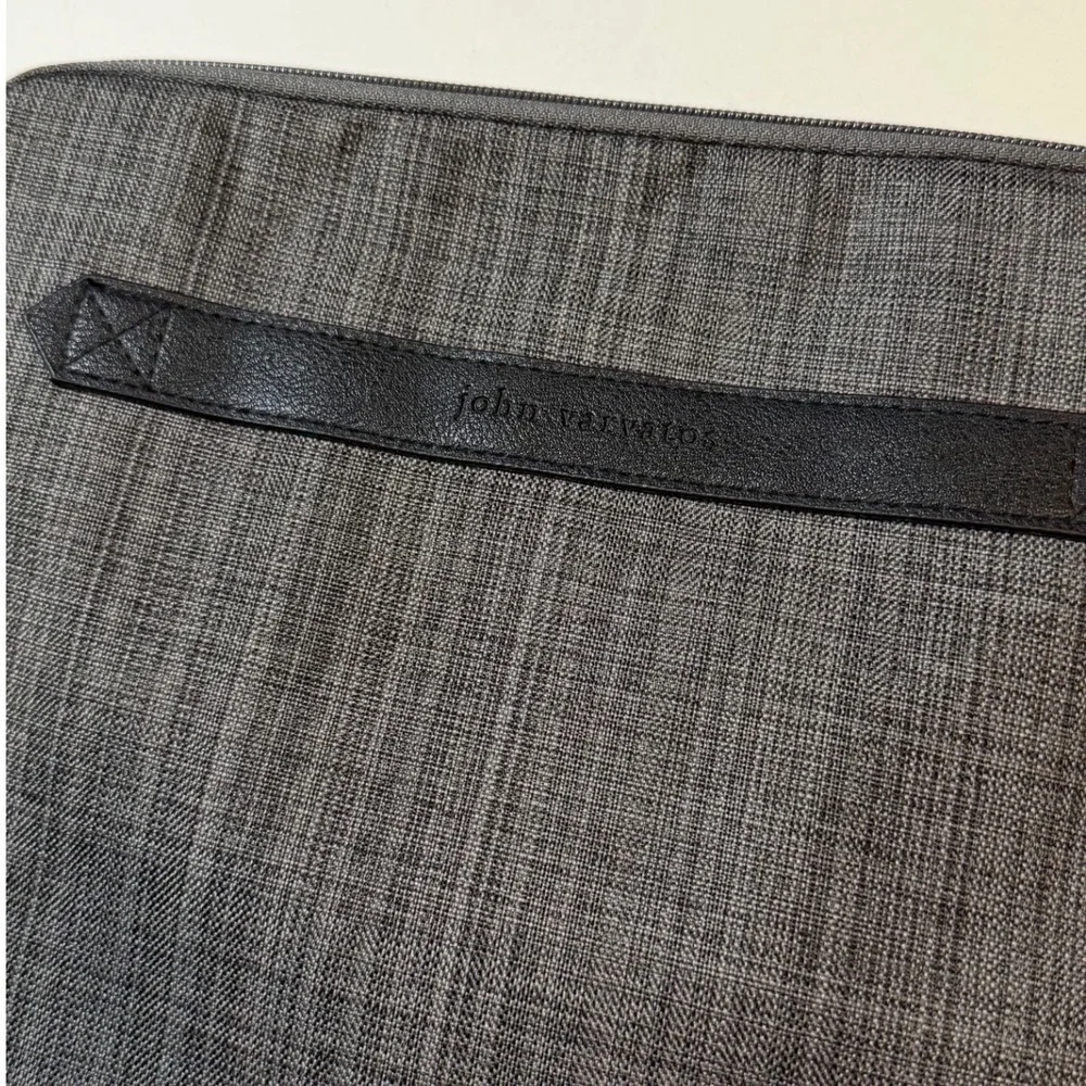 John Varvatos Grey Heathered Laptop Sleeve Case Zip Closure Mens Professional